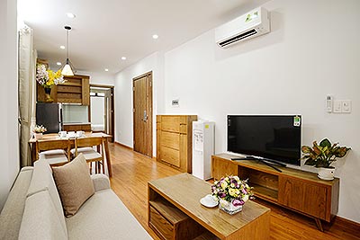 Modern 02BRs apartment on Linh Lang, reasonable price