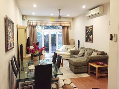 Modern 03BRs house for rent in Hai Ba Trung with terrace and furnished