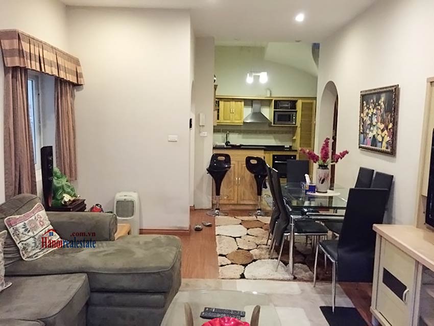 Modern 03BRs house for rent in Hai Ba Trung with terrace and furnished 3