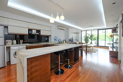 Modern 2-Bedroom Apartment for Rent in Truc Bach, Hanoi