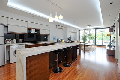 Modern 2-Bedroom Apartment For Rent in Truc Bach Island, Hanoi