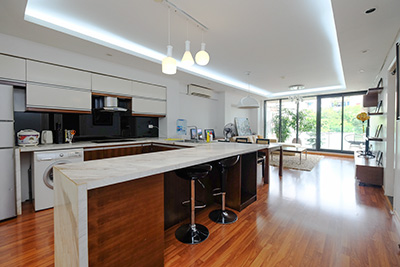 Modern 2-Bedroom Apartment with Balcony for Rent in Truc Bach, Hanoi