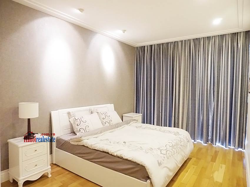 Modern apartment to let in Hoang Thanh Tower, Hai Ba Trung, Hanoi 12