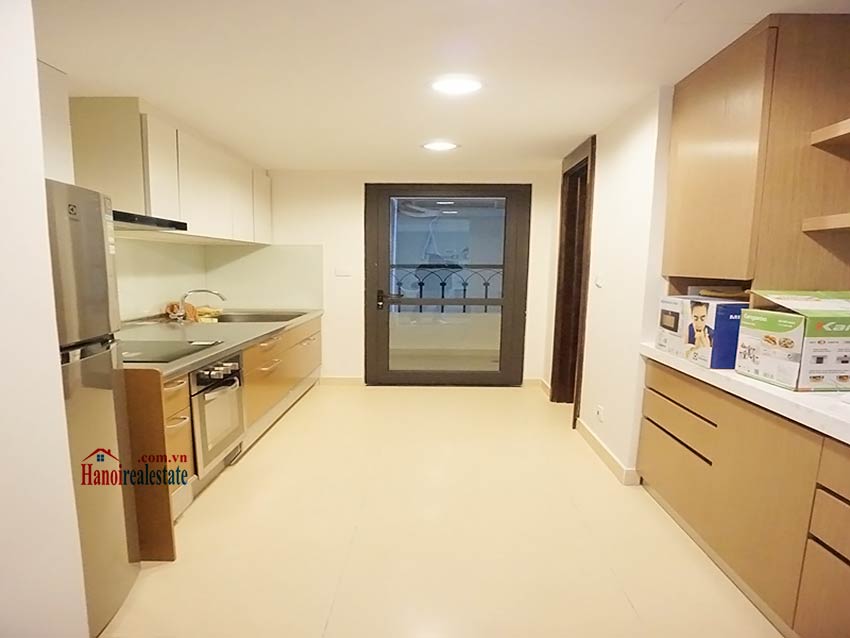 Modern apartment to let in Hoang Thanh Tower, Hai Ba Trung, Hanoi 3
