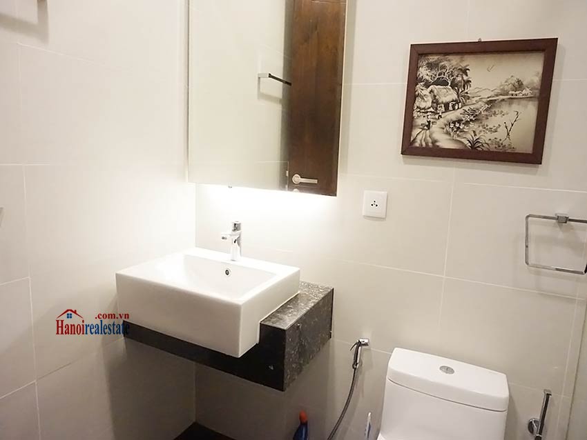 Modern apartment to let in Hoang Thanh Tower, Hai Ba Trung, Hanoi 7