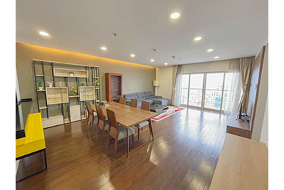Modern cozy 4 bedroom apartment in Lancaster Tower Hanoi
