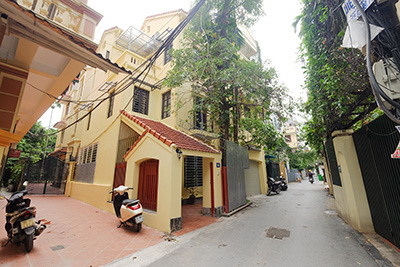 Cho Thuê Nhà Hiện Đại 3 Phòng Ngủ Đẹp, Đặng Thai Mai, Hồ Tây, Hà Nội