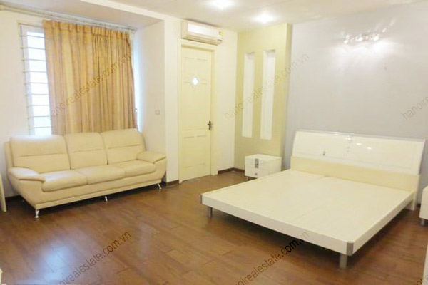 Modern, spacious bedroom house for rent in Ba Đinh district 6