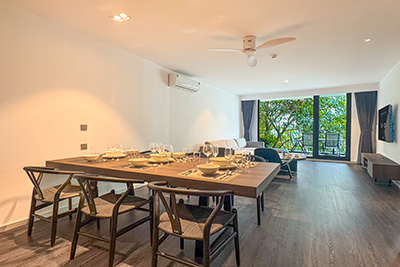 Cho thuê căn hộ 4PN mới, hiện đại 200m² view Hồ Tây Tại phố Xuân Diệu
