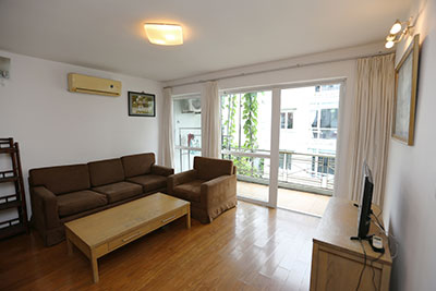 Nice, balcony one bedroom apartment for rent in Xuan Dieu street