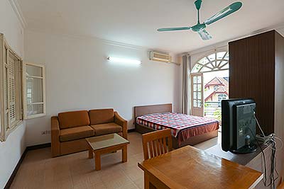 Căn hộ Studio đẹp, cho thuê với 02 ban công trên đường Tô Ngọc Vân.