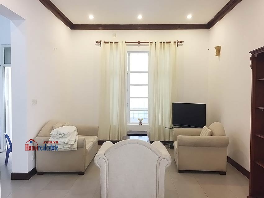 Partly furnished house for rent in Hai Ba Trung, 03BRs and big terrace 2