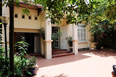 Charming 4-bedroom house in a peaceful compound in Tay Ho-WestLake