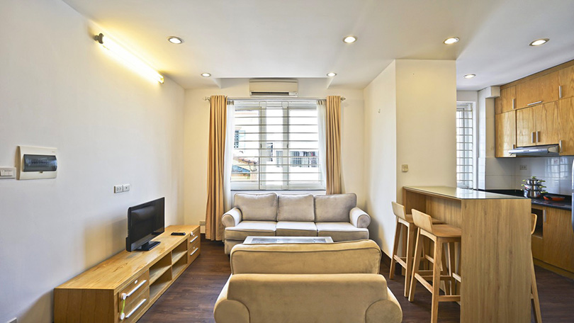 Pretty, cozy 2 bedroom apartment for rent in Tay Ho
