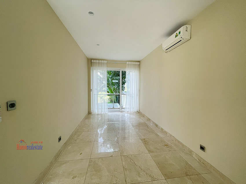 Q block Ciputra: Amazing unfurnished 5-bedroom villa with awesome Golf course view 20