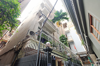 Cho Thuê Nhà Đẹp, Yên Tĩnh Gần Hồ Tây, Hà Nội