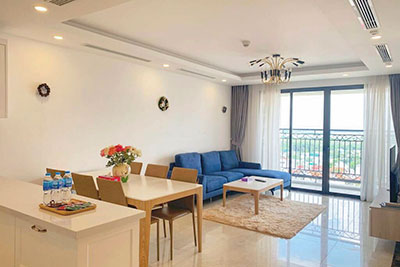 Cho thuê căn hộ 3 phòng ngủ, view Sông Hồng, tầng cao tại tòa D Le Roi Soleil Hà Nội