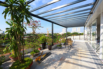 RENOVATING lake front 04BBRs apartment on Quang Khanh, nice terrace