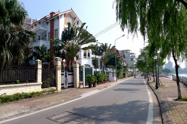 Rental Charming Villa facing the Lake in Quang An Road, Tay Ho Hanoi 2