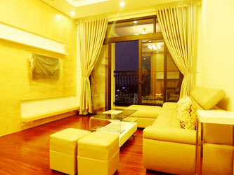 Royal city Hanoi, Rental 2 bedroom apartment has 105m2 living area at R4 Tower