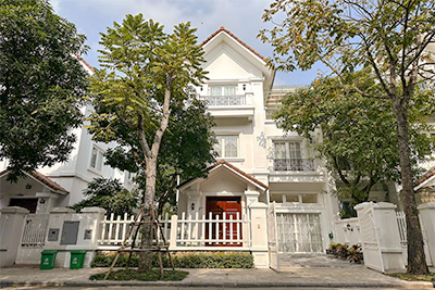 Cho thuê biệt thự Hoa Sữa Vinhomes Riverside | 3PN View Sông 210m²