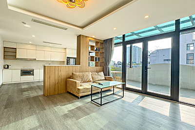 Spacious 01 bedroom apartment for rent on To Ngoc Van street