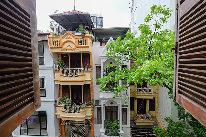 Spacious 02-bedroom Apartment on Tran Te Xuong Street 14