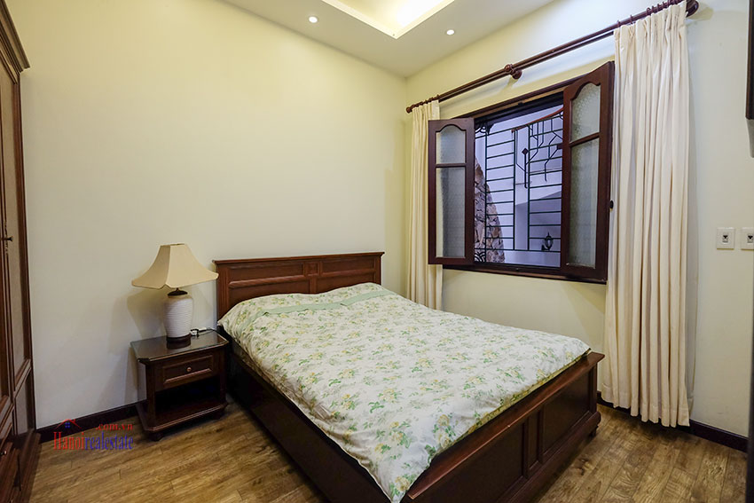Spacious 02-bedroom Apartment on Tran Te Xuong Street 15