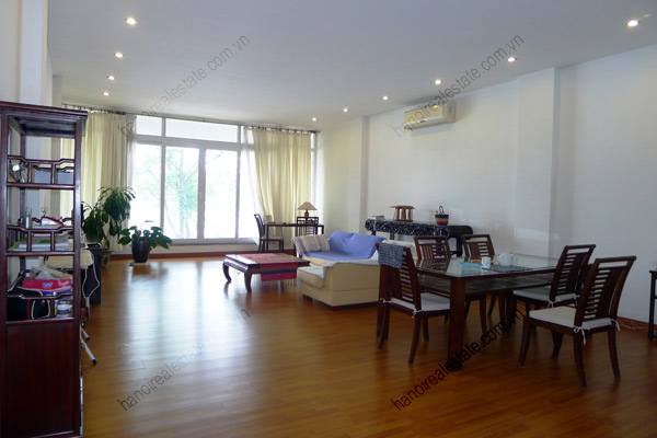 Spacious 2 bedroom apartment overlooking Truc Bach and West Lake 1