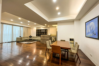 Cho thuê căn hộ 217m2, 4 ngủ tại Indochina Plaza, Xuân Thủy, Cầu Giấy, Hà Nội