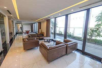  Spacious Penthouse 3 Bedroom  for Rent in Ngoai Giao Doan - 360sqm - Balcony  80sqm 
