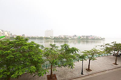 Spacious Westlake view 01 bedroom on Quang An Road, quite location