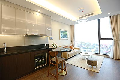 Sun Grand City: Lake view gorgeous 01BR apartment, balcony in the bedroom