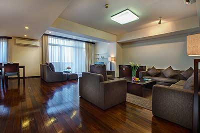 Sun Red River Hanoi- 3 bedroom deluxe apartment for rent 