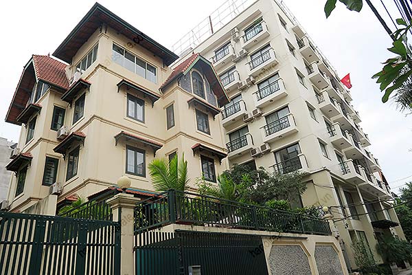 Tay Ho Villa for rent with outdoor Pool, courtyard, open surrounding, hard wood floor 1