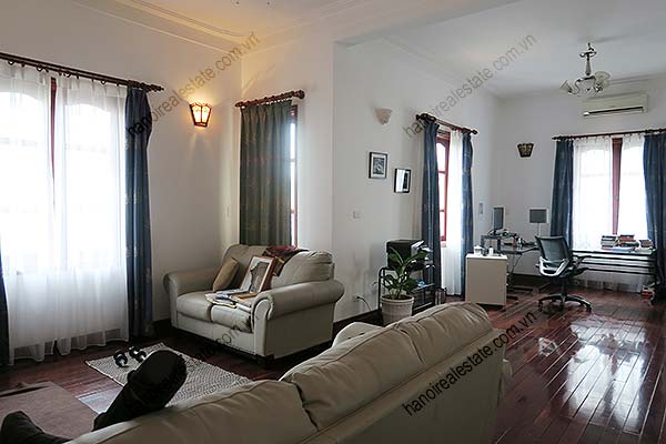 Tay Ho Villa for rent with outdoor Pool, courtyard, open surrounding, hard wood floor 25