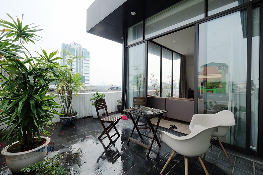 Top floor 2-bedoom Apartment with open view in Hoan Kiem 6