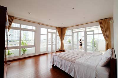 Top Floor Spacious Apartment in Westlake Tay Ho, 3 bedrooms, nice balcony