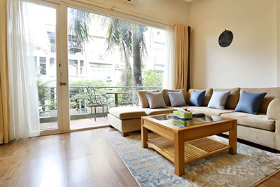 Căn hộ hai phòng ngủ hiện đại cho thuê tại Ba Đình, gần Deawoo Hanoi