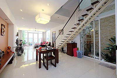 Unique modern 3-bedroom triplex apartment to rent in Hai Ba Trung, Hanoi