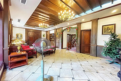 Cho Thuê Biệt Thự Song Lập Vinhomes Riverside, Thiết Kế Độc Đáo Có Bể Cá Koi
