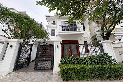 Cho thuê biệt thự C2 Ciputra mặt đường đôi – Đối diện Hanoi Academy
