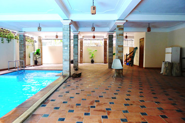 Biệt thự có hồ bơi lớn cho thuê tại Tô Ngọc Vân