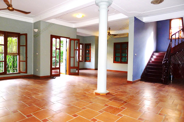 Villa in To Ngoc Van with pool, spacious living room and terrace 10