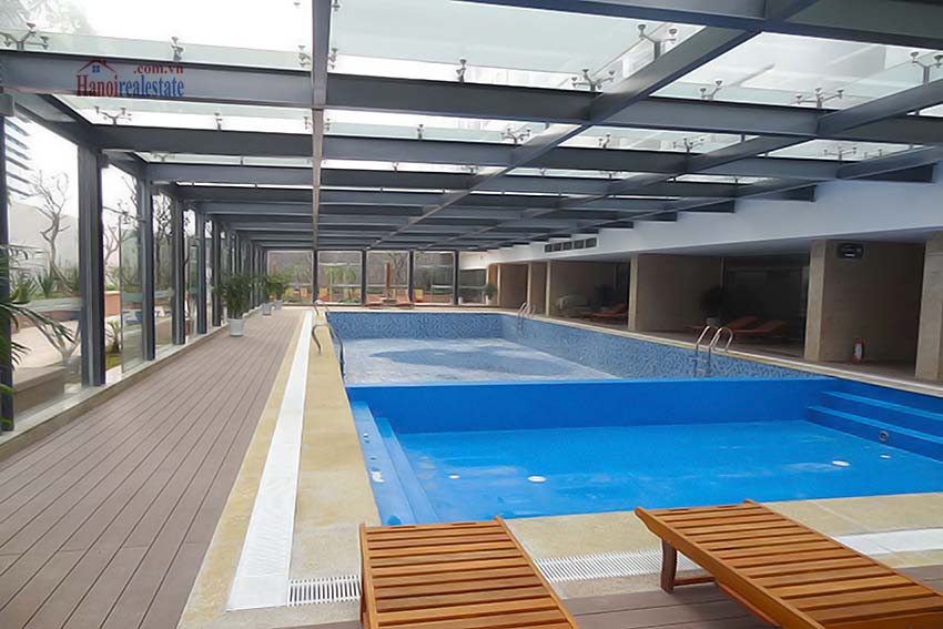 Vinhomes Nguyen Chi Thanh Apartments for rent with swimming pool