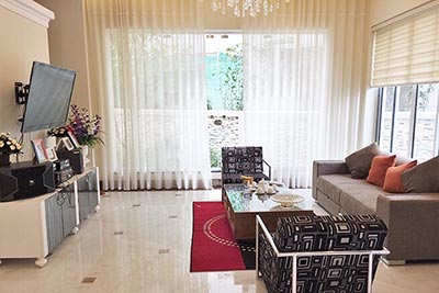 Vinhomes Riverside: Bright 03BRs villa at Hoa Phuong