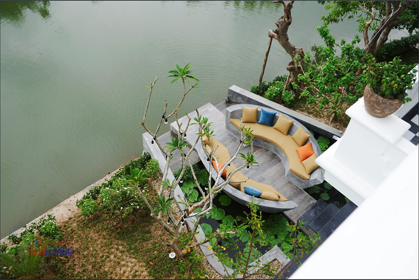 Vinhomes Riverside: Fabulous Vietnamese royal traditional style 04BRs villa near Vincom 53