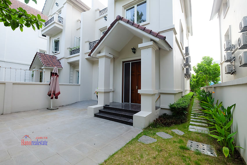 Vinhomes Riverside: Fully furnished modern 04BRs house on Hoa Sua 10, river access 6