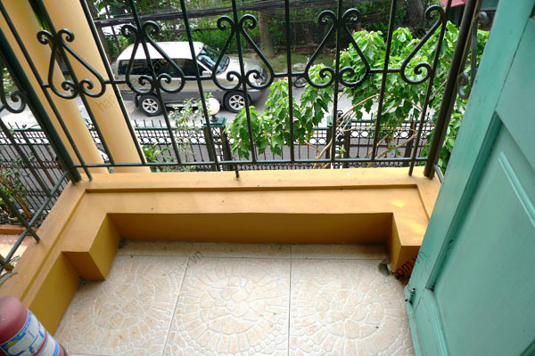 Well Maintained villa with Yard and spacious living room in Tay Ho Hanoi 18