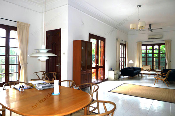 Well Maintained villa with Yard and spacious living room in Tay Ho Hanoi 4